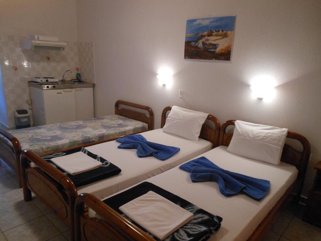 Pansion Giorgos & Rania Apartment สเกียธอสทาวน์ ห้อง รูปภาพ